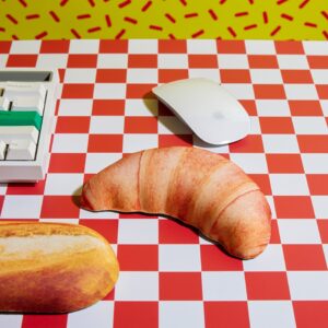 B0b260e5f076790aad93d00afb4afdb8 300x300