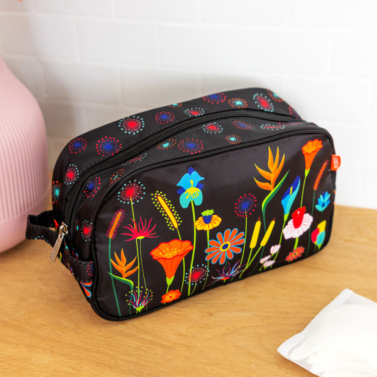 Gift Stylish Toiletry Case Tidy 9 600x600